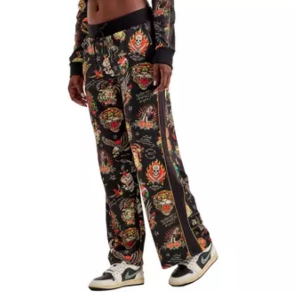 Ed Hardy Women's Shrunken Flashboard Track Pants multicolor tattoo art - Picture 6 of 14